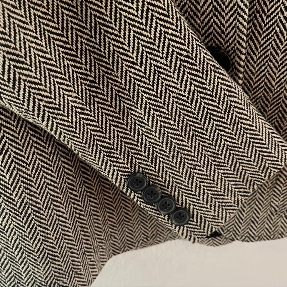 Ralph Lauren Herringbone Blazer size 2 Never been worn, new without tags - Picture 3 of 3